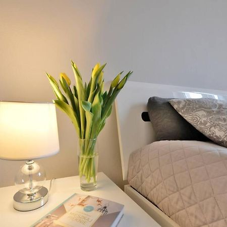 Z Apartment On Town Hall - Rynek Ratusz - 2 Rooms Breslavia Esterno foto